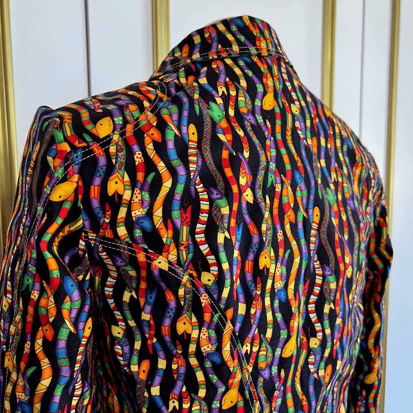 Cropped electric snake jacket