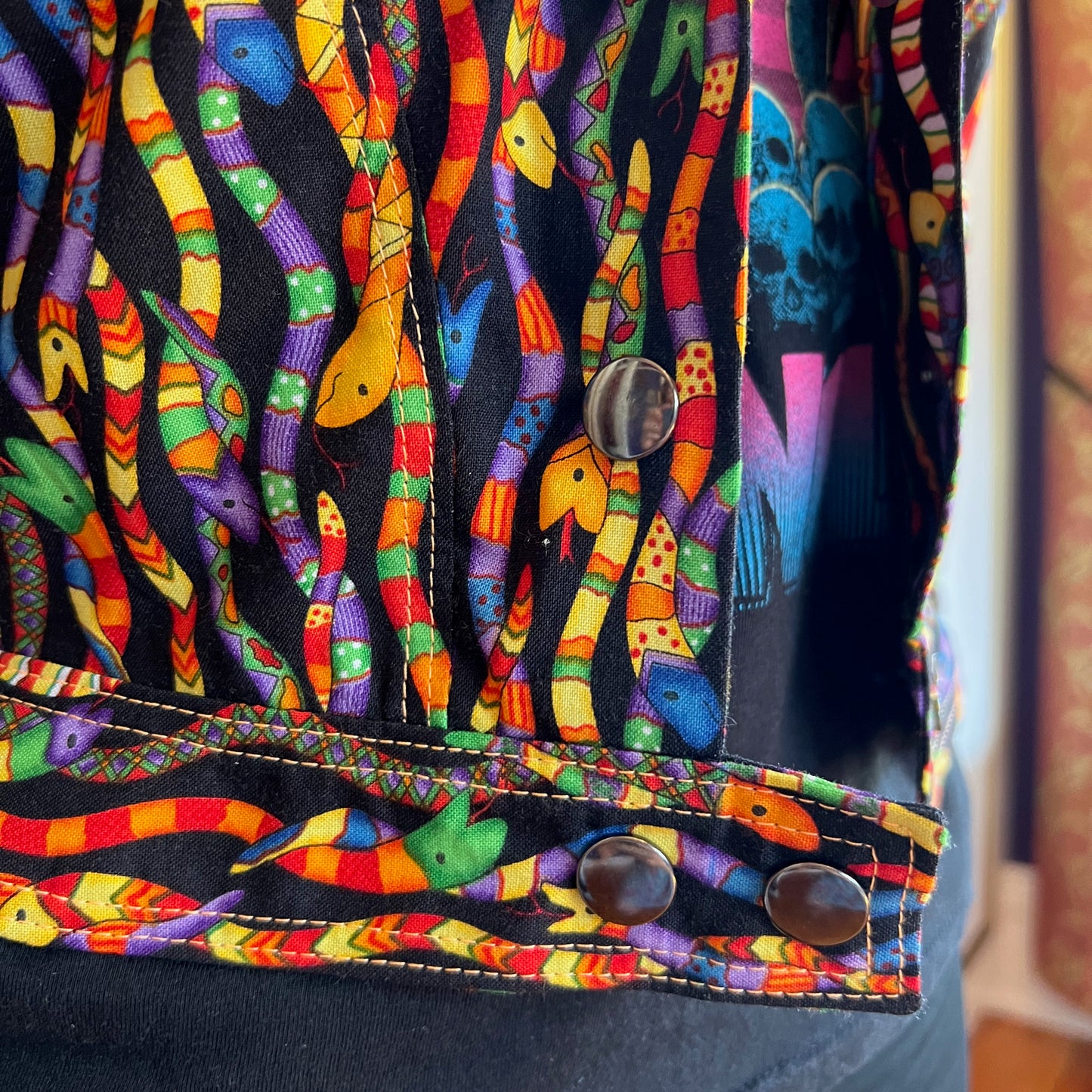 Cropped electric snake jacket